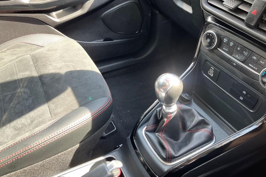 Ford ECOSPORT Photo autoimg-9b07b09b1d0d902ca4d5218aa60607ca151ffbab.jpg