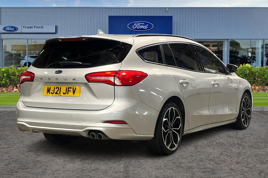 Ford Focus Photo autoimg-9b07f8a7cdb195dda4a7110448c346a1667a587b.jpg