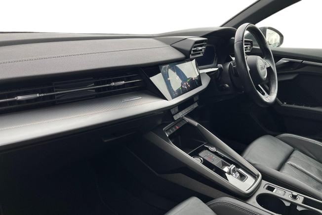 AUDI A3 Photo 2