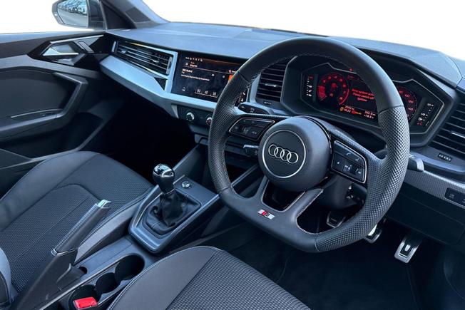 AUDI A1 Photo 6