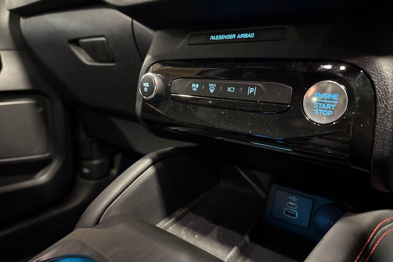Ford Kuga Photo 33