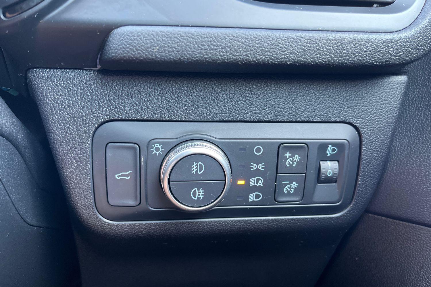 Ford KUGA Photo 28