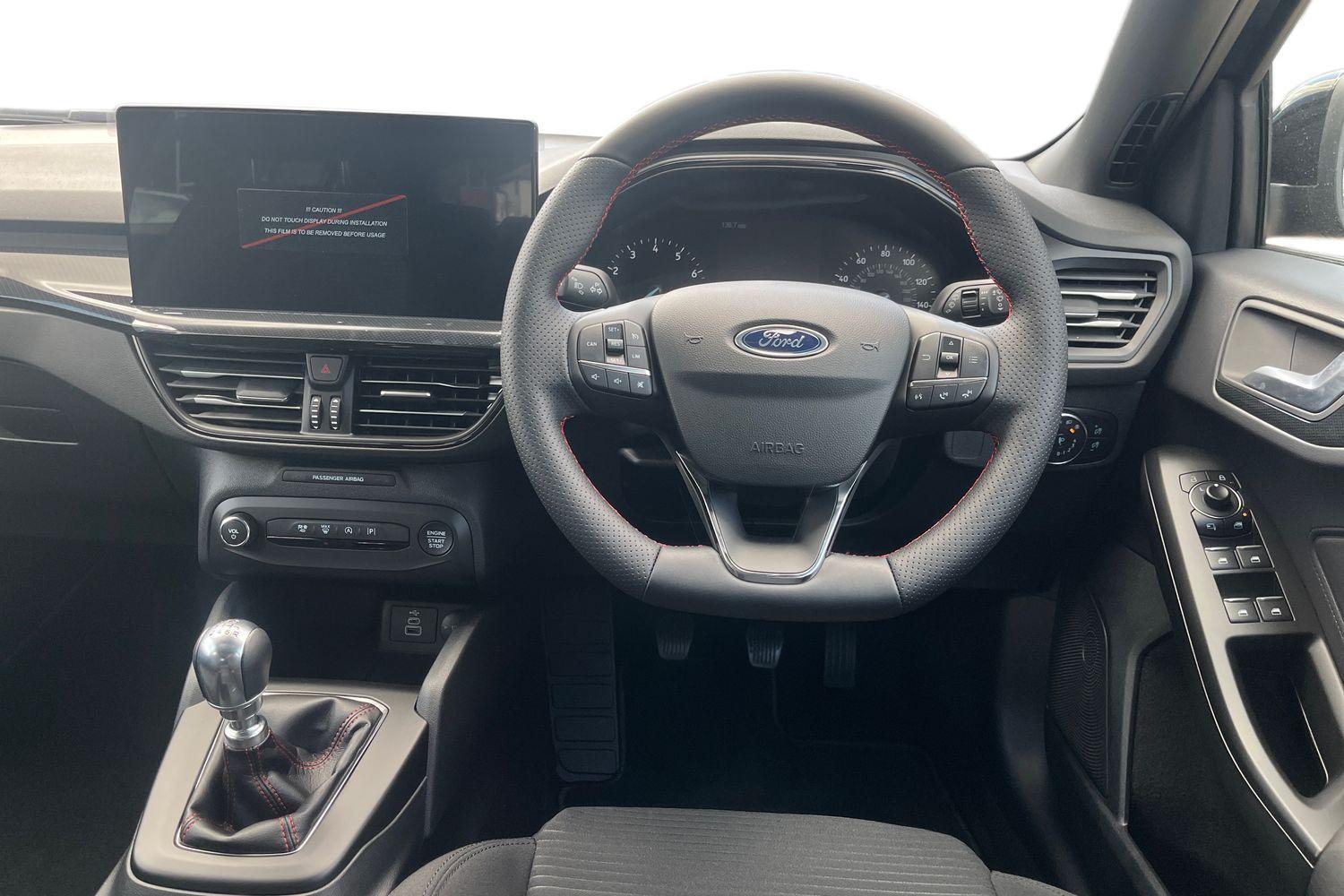 Ford FOCUS Photo 10