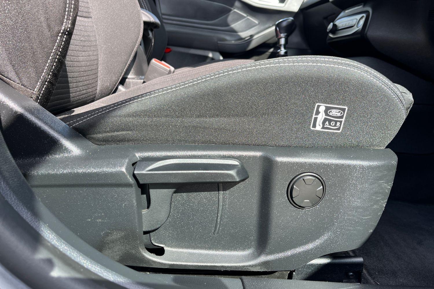 Ford Focus Photo 37