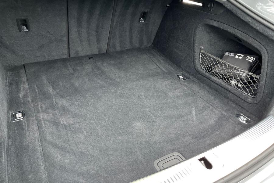Audi RS5 Photo autoimg-9b11f7ae9dc50f1a0714e658b422598315501273.jpg