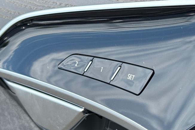 AUDI A8 Photo 34