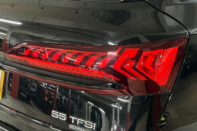 Audi Q7 Photo 18