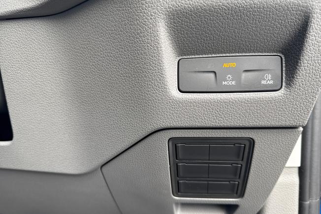 VOLKSWAGEN Crafter Photo 27