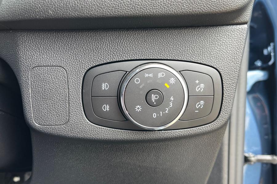 Ford Focus Photo autoimg-9b1a2f3ef1f260028676cf8ef488eccecb906616.jpg