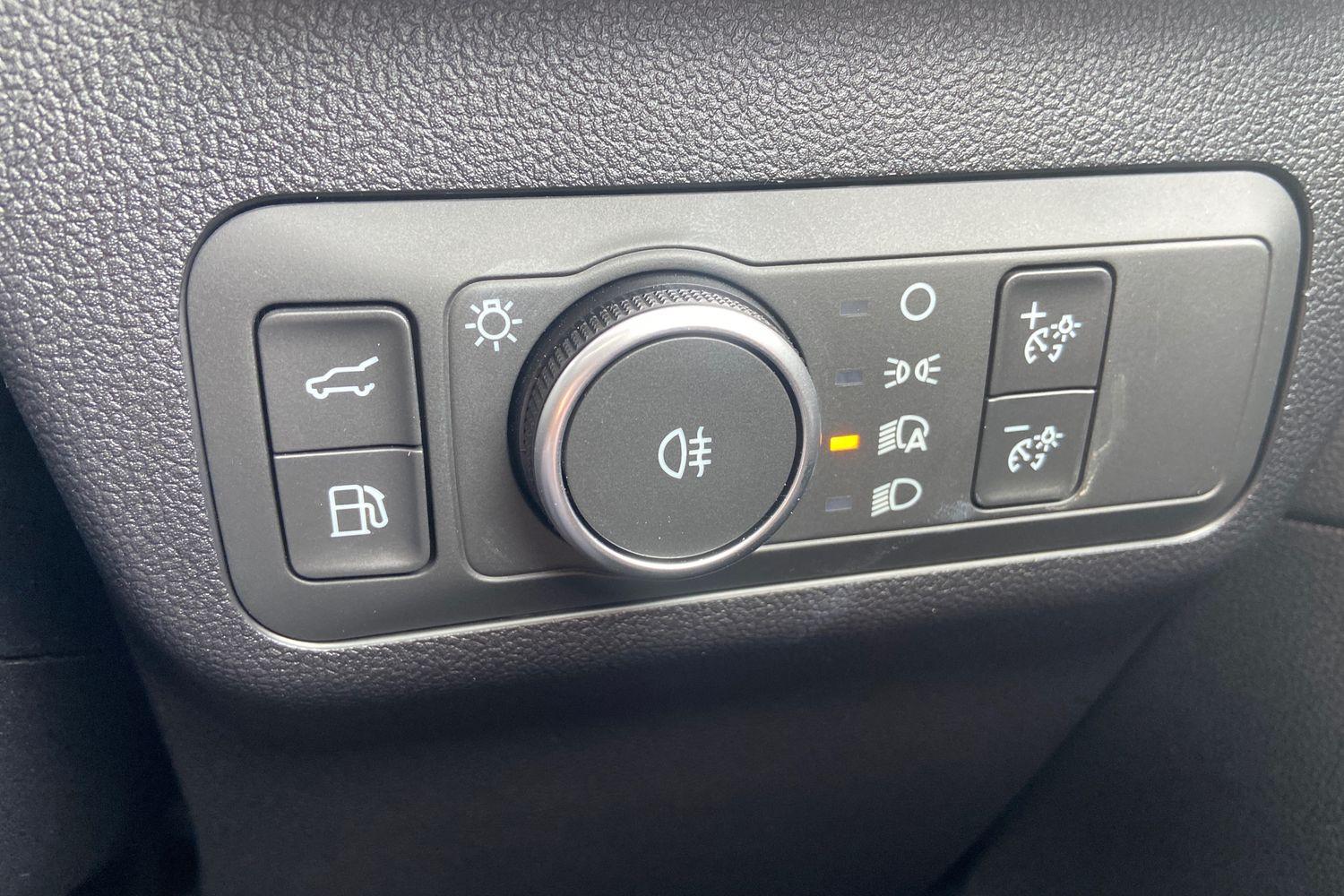 Ford KUGA Photo 30