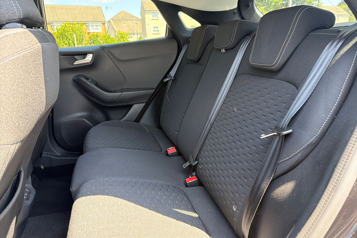Ford PUMA Photo 19
