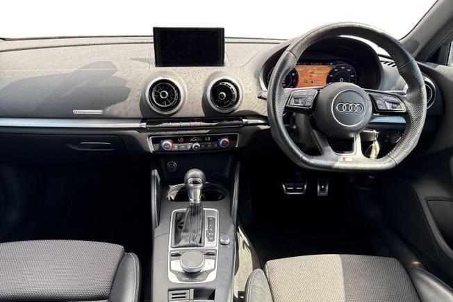 Audi A3 Photo 10