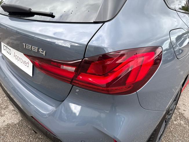 BMW 1 Series Photo 18