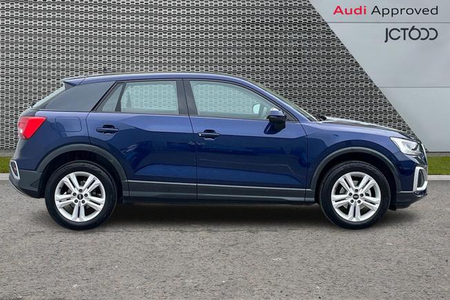 AUDI Q2 Photo 4