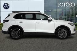 VOLKSWAGEN Tiguan Photo 4