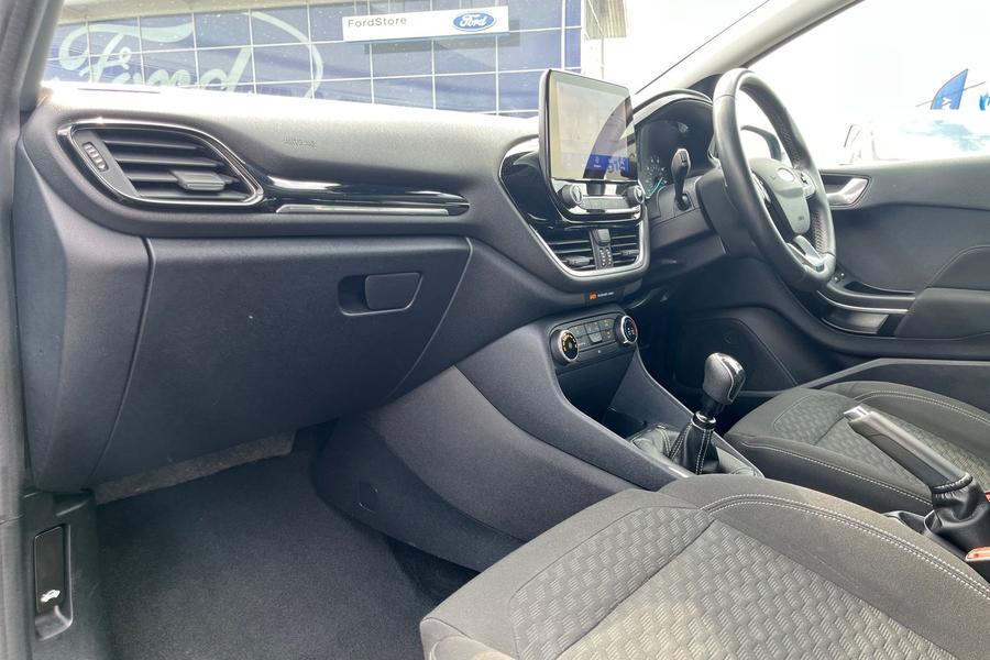 Ford FIESTA Photo autoimg-9b25de0a6ee4cf5ef9edb0e8b7f568668829deab.jpg