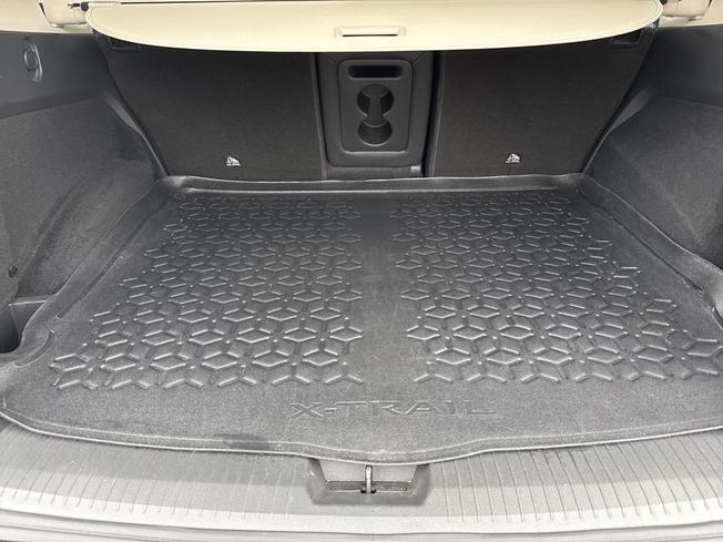 NISSAN X-Trail Photo 12
