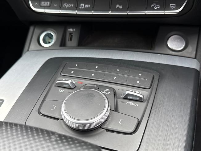 AUDI Q5 Photo 35