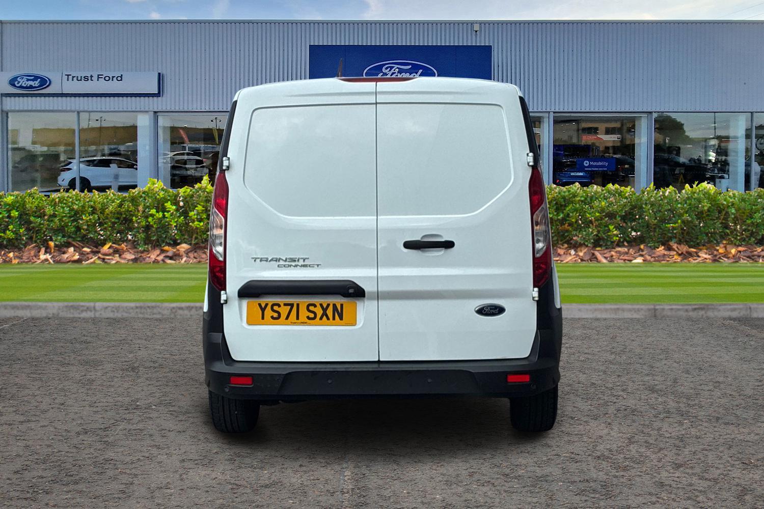 Ford TRANSIT CONNECT Photo 12