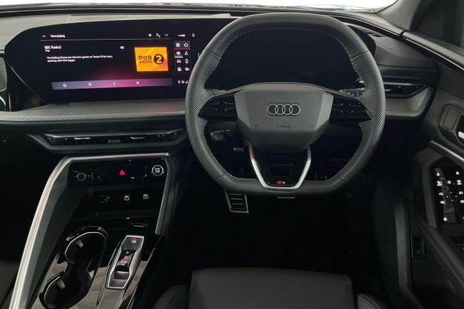 AUDI Q5 Photo 11