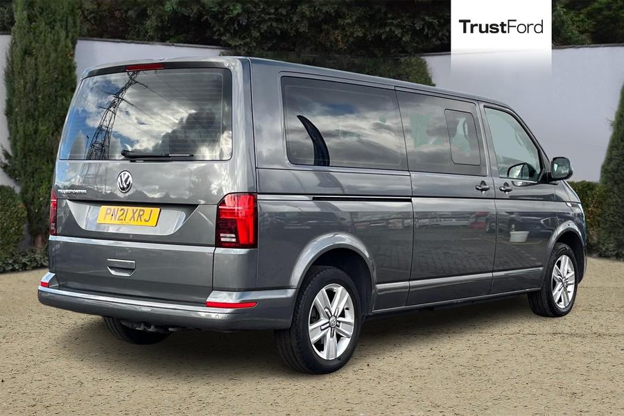 Volkswagen Transporter Shuttle Photo autoimg-9b42cefc089d8662fa437cc5c89a67546f4be821.jpg