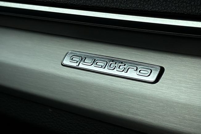 AUDI Sq5 Photo 31