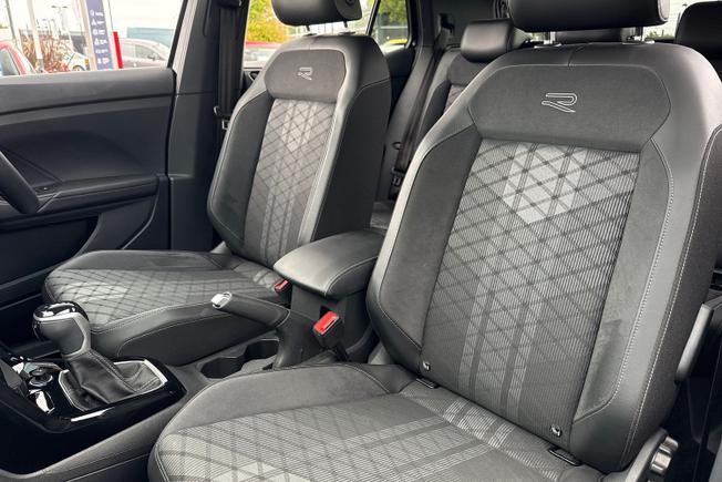 VOLKSWAGEN T-Cross Photo 21