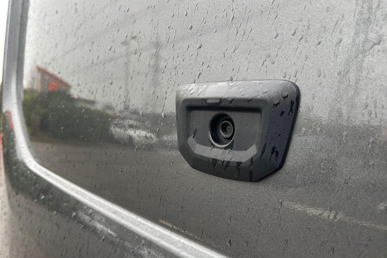 Ford E-TRANSIT Photo 19