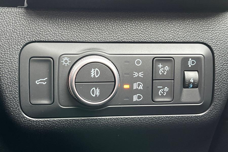 Ford KUGA Photo autoimg-9b5104d2c916322d3da0db05a253ddcb918e651d.jpg