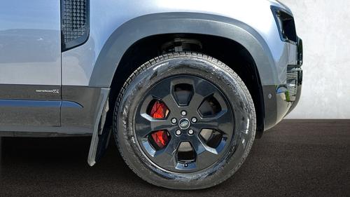 Land Rover Defender Photo autoimg-9b5509ab542920e183c17a4edbe56d70f4977e12.jpg