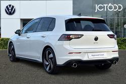 Volkswagen Golf Photo 3
