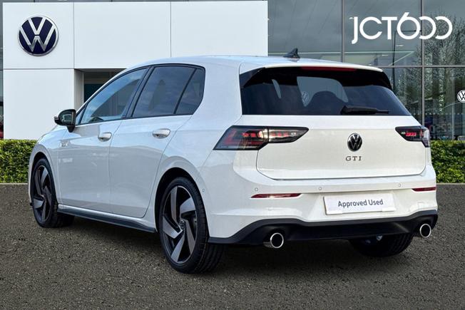 Volkswagen Golf Photo 3