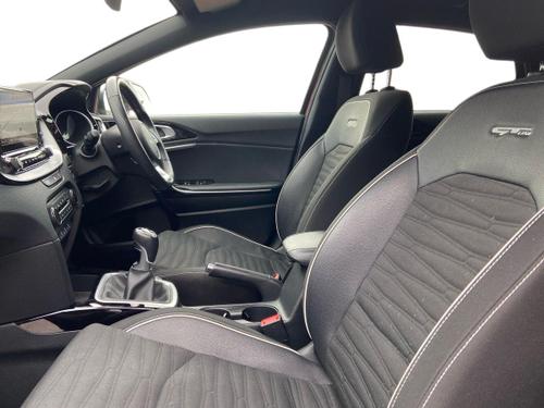 Kia CEED Photo autoimg-9b5b0d2114a1016d5aeec6f6fa5a409729982915.jpg