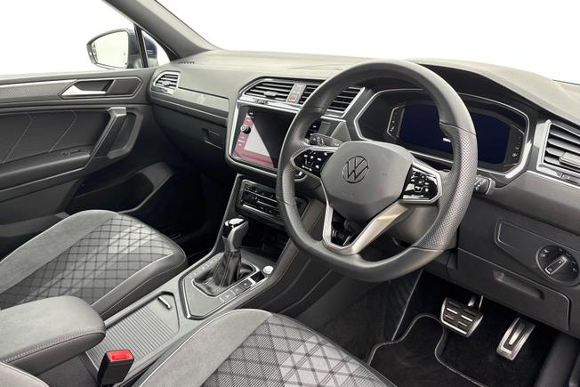 VOLKSWAGEN Tiguan Allspace Photo 6