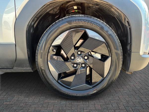 Toyota Urban Cruiser Photo autoimg-9b5e548944c8d50d93cad0d738b7758b72e86526.jpg