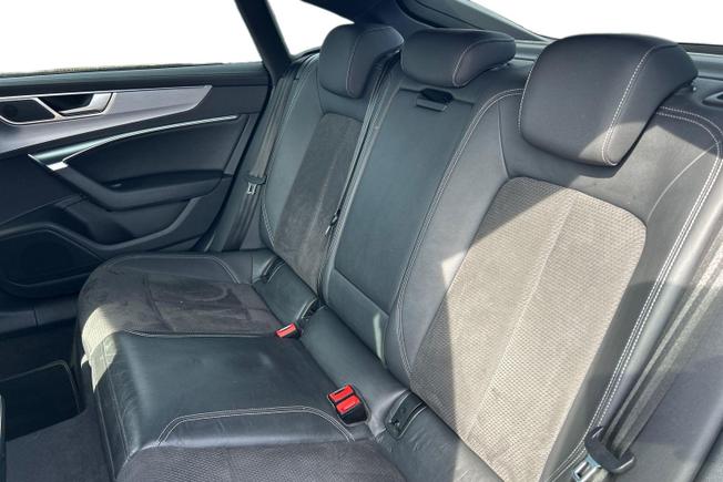 AUDI A7 Photo 9