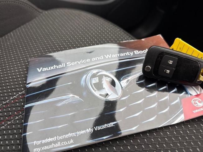 VAUXHALL Corsa Photo 40