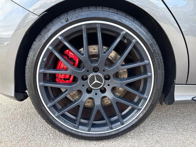Mercedes-Benz A Class Photo 39