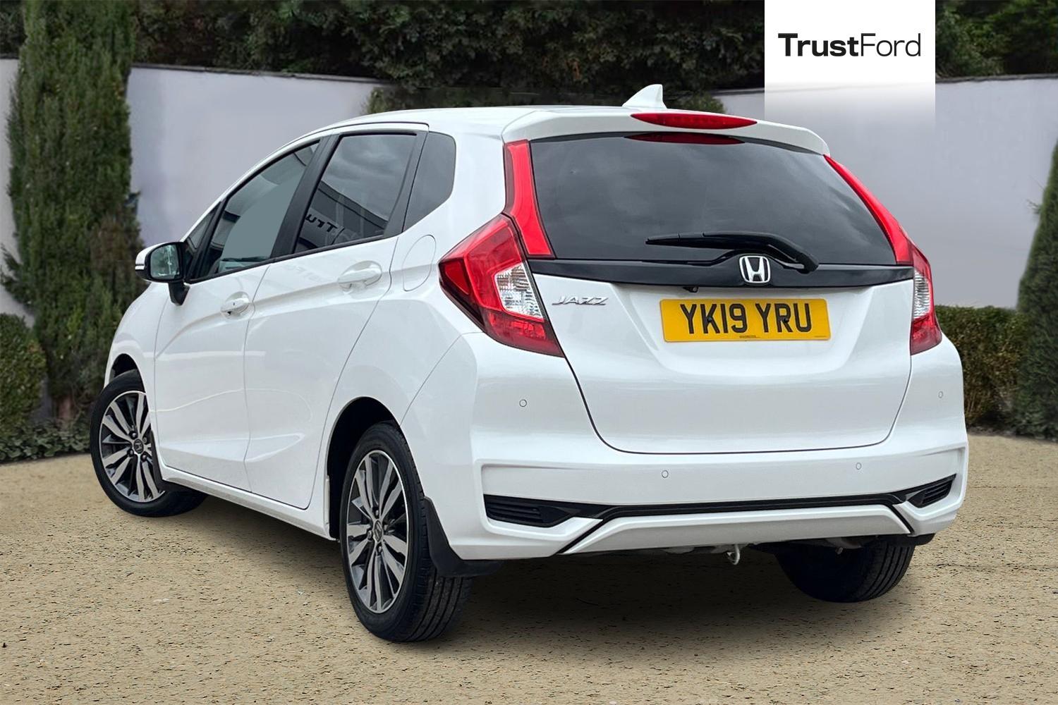 Honda JAZZ Photo 1