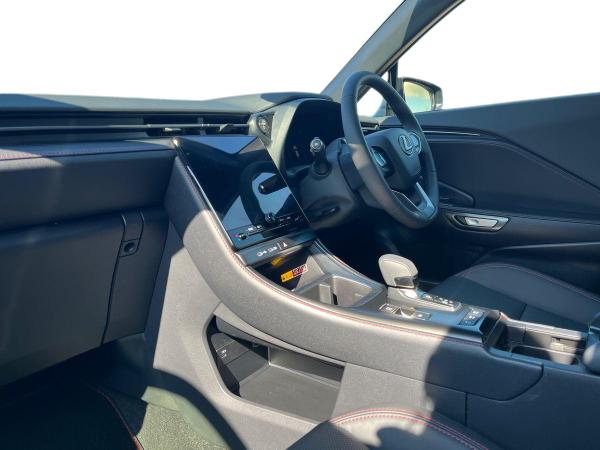 Lexus LBX Photo autoimg-9b66fb028931a70b642128f0e641700c89c00bfe.jpg