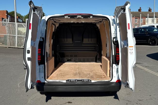 VOLKSWAGEN e-Transporter Photo 31