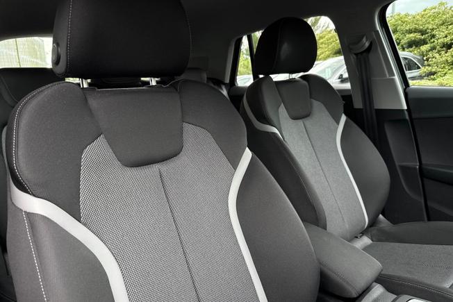 AUDI Q2 Photo 34