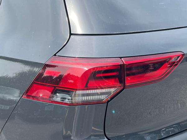Volkswagen Golf Photo autoimg-9b6fff6d602f5edc40f8bfdc9f81e294978f6aba.jpg