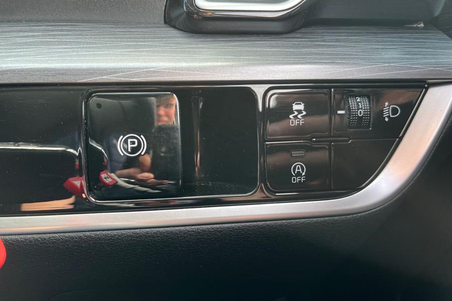 Kia SPORTAGE Photo autoimg-9b70073249573037eed0927c337b91c29b1a2ec9.jpg