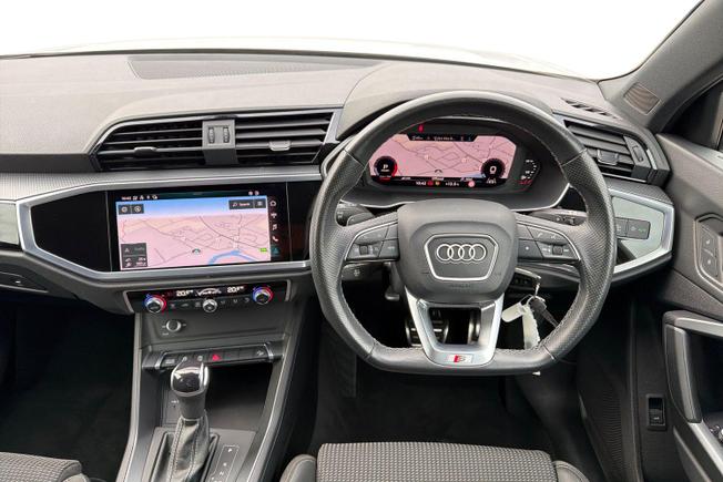 Audi Q3 Photo 12