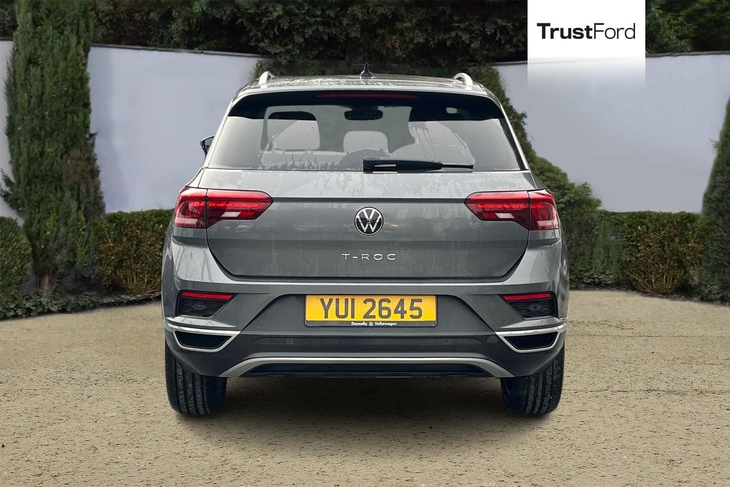Volkswagen T-ROC Photo 6