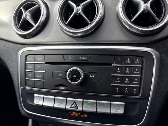 MERCEDES-BENZ CLA Class Photo 33