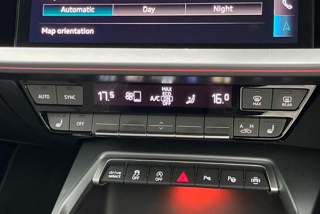 AUDI A3 Photo 31