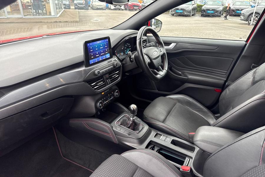 Ford Focus Photo autoimg-9b7e047dd185e4819b4173f24833b7f1bd913466.jpg