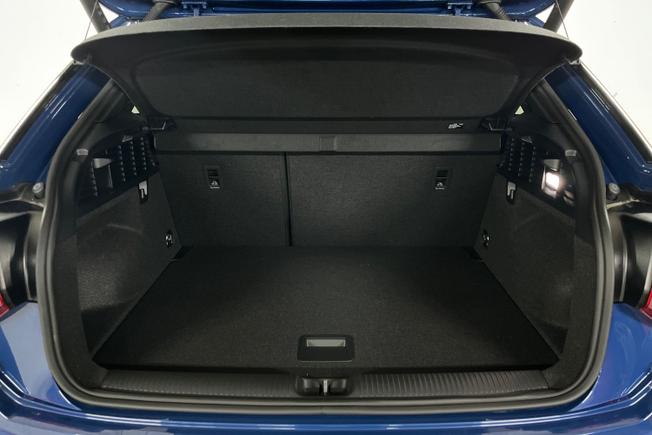 AUDI Q2 Photo 12